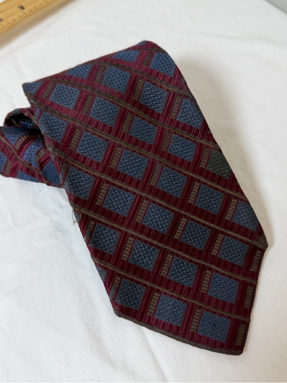 Robert Talbott Best of Class 100% Silk Burgundy and Navy Geometric Silk Tie